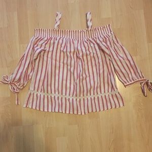 Super cute off the shoulder summer shirt